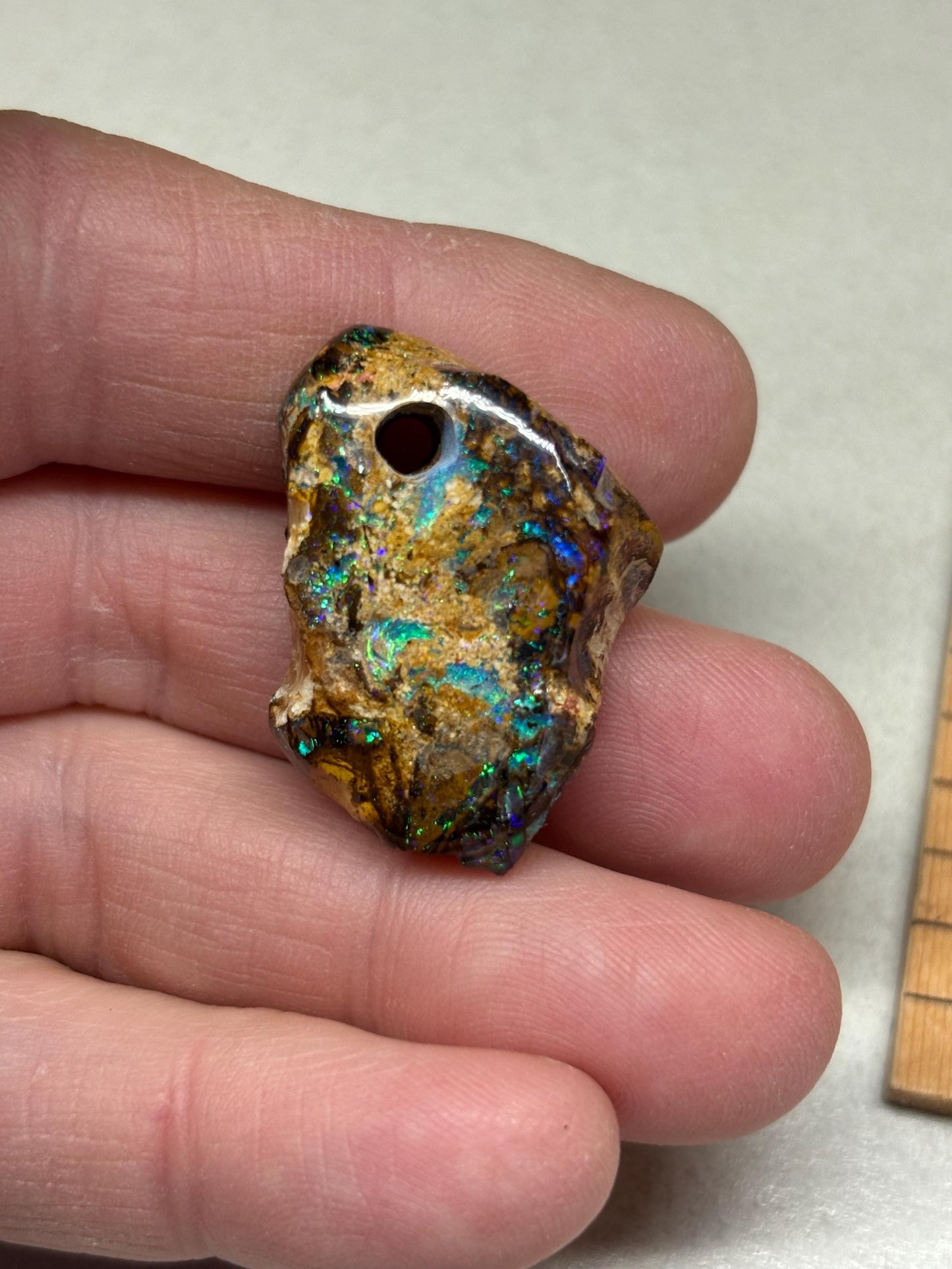 Boulder opal