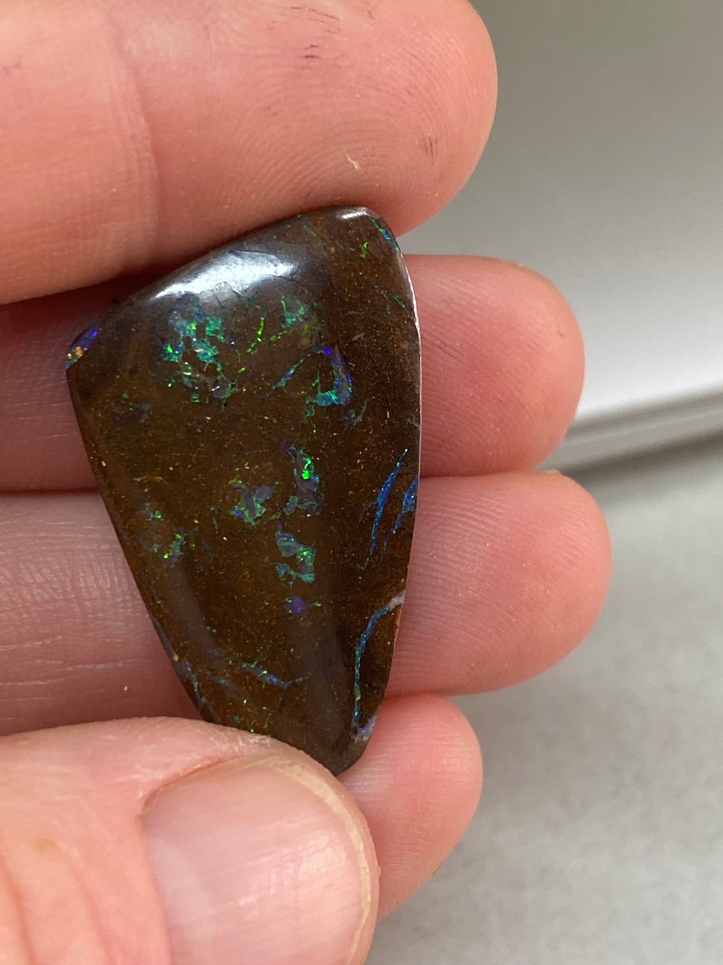 Boulder opal