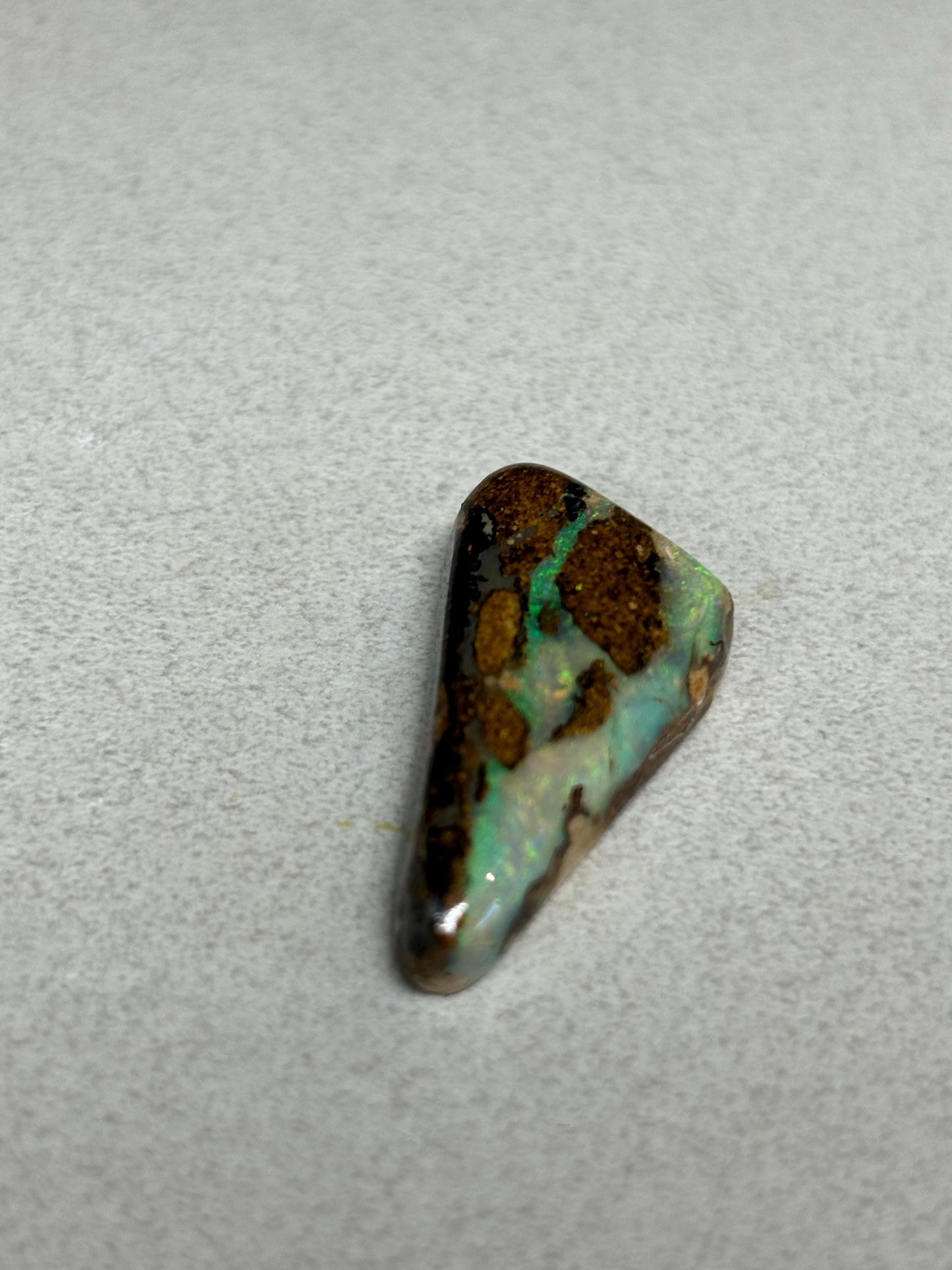 Boulder opal