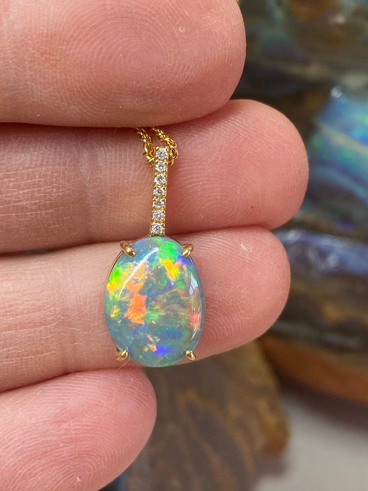 Classic Lightning Ridge Solid Opal 18ct Claw setting
