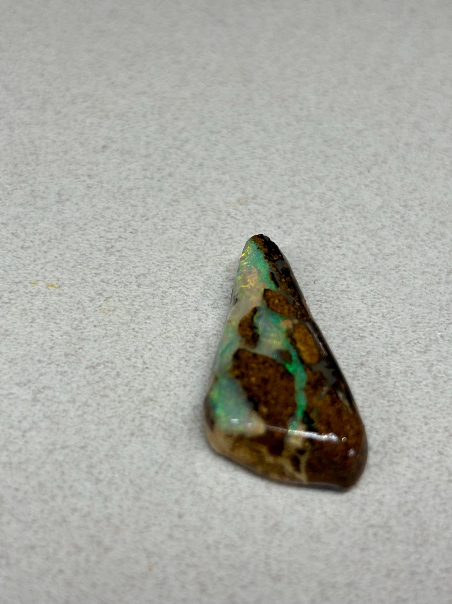 Boulder opal