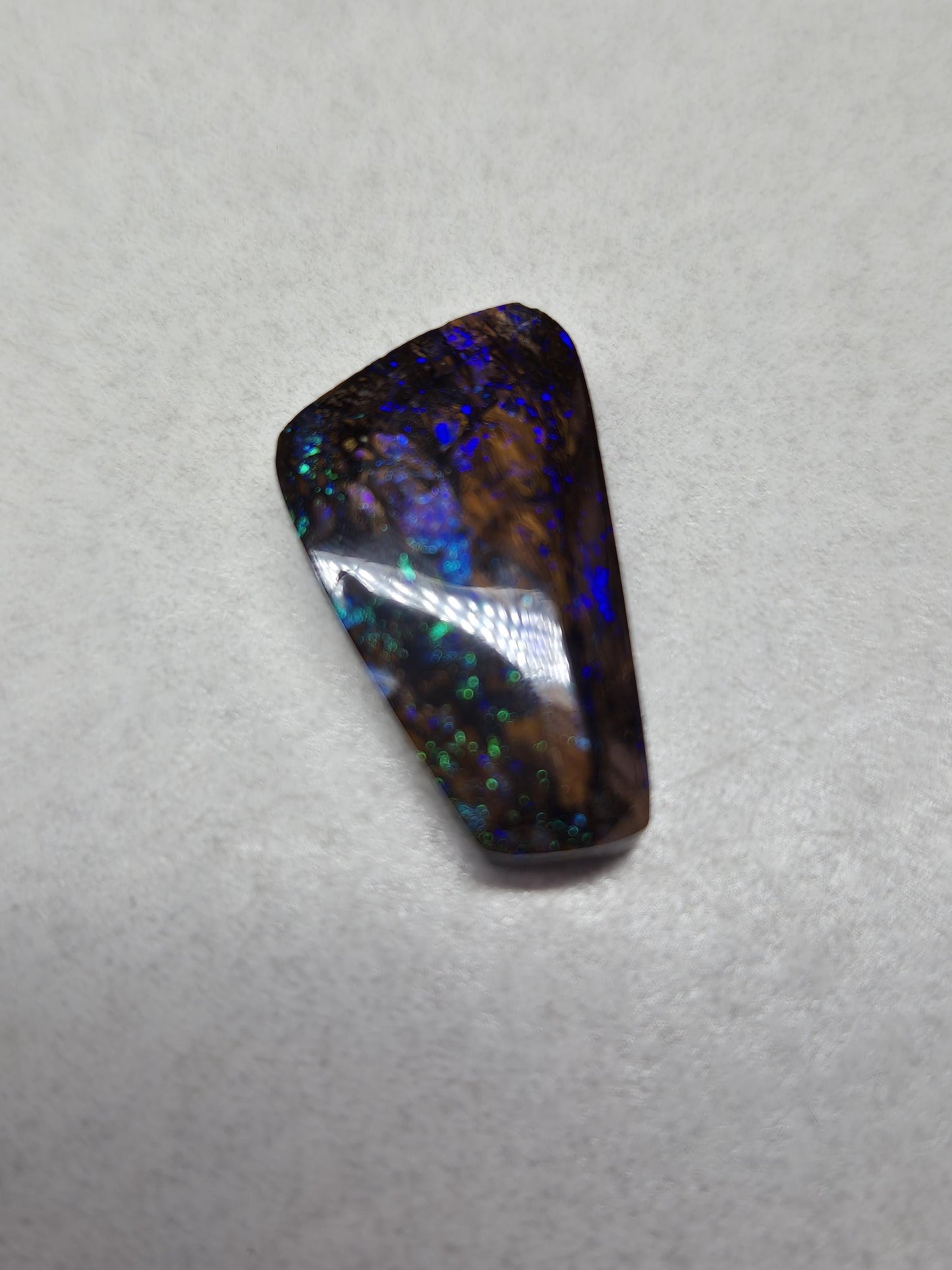 Stunning bright Boulder Opal