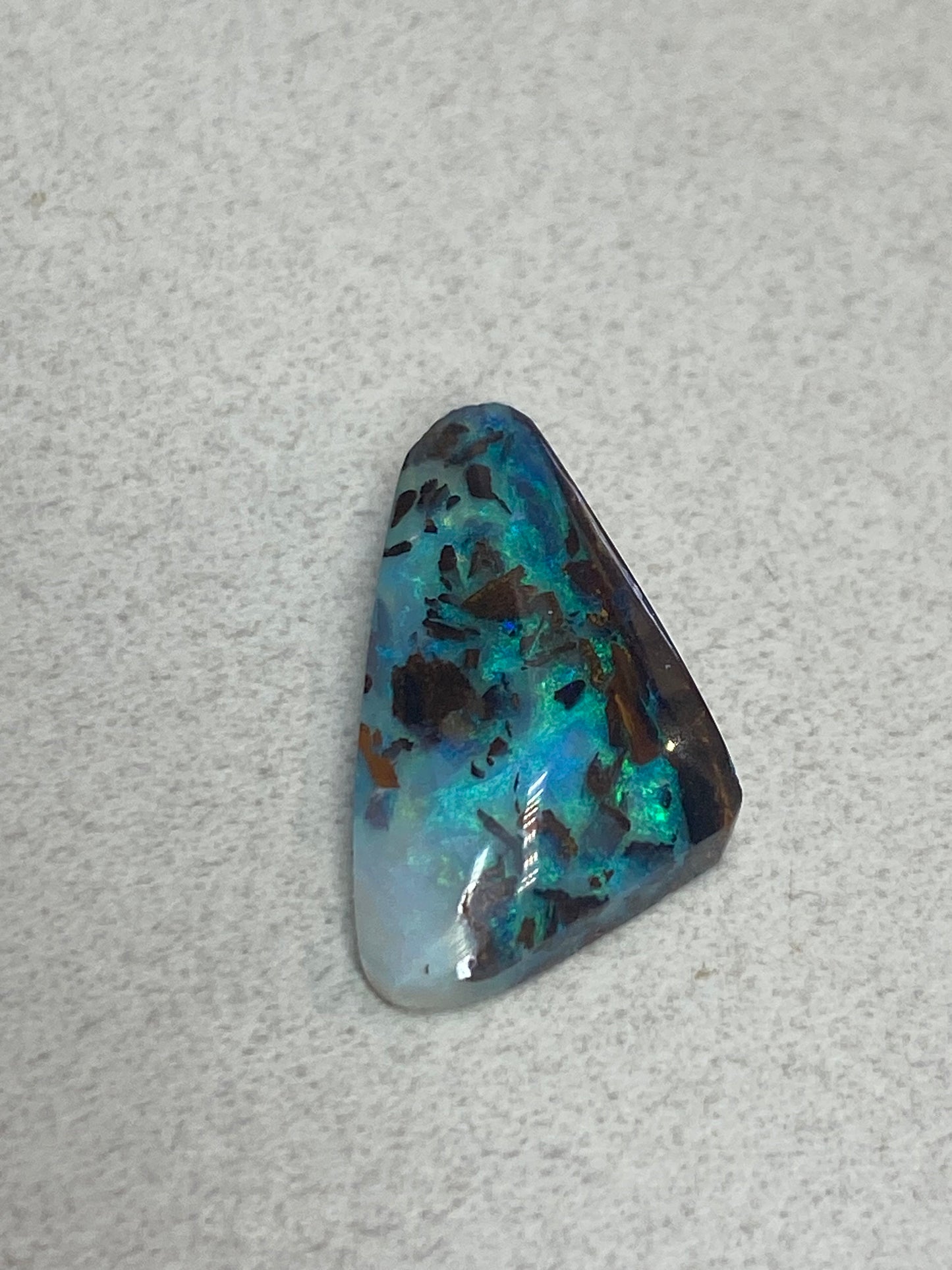 Boulder opal