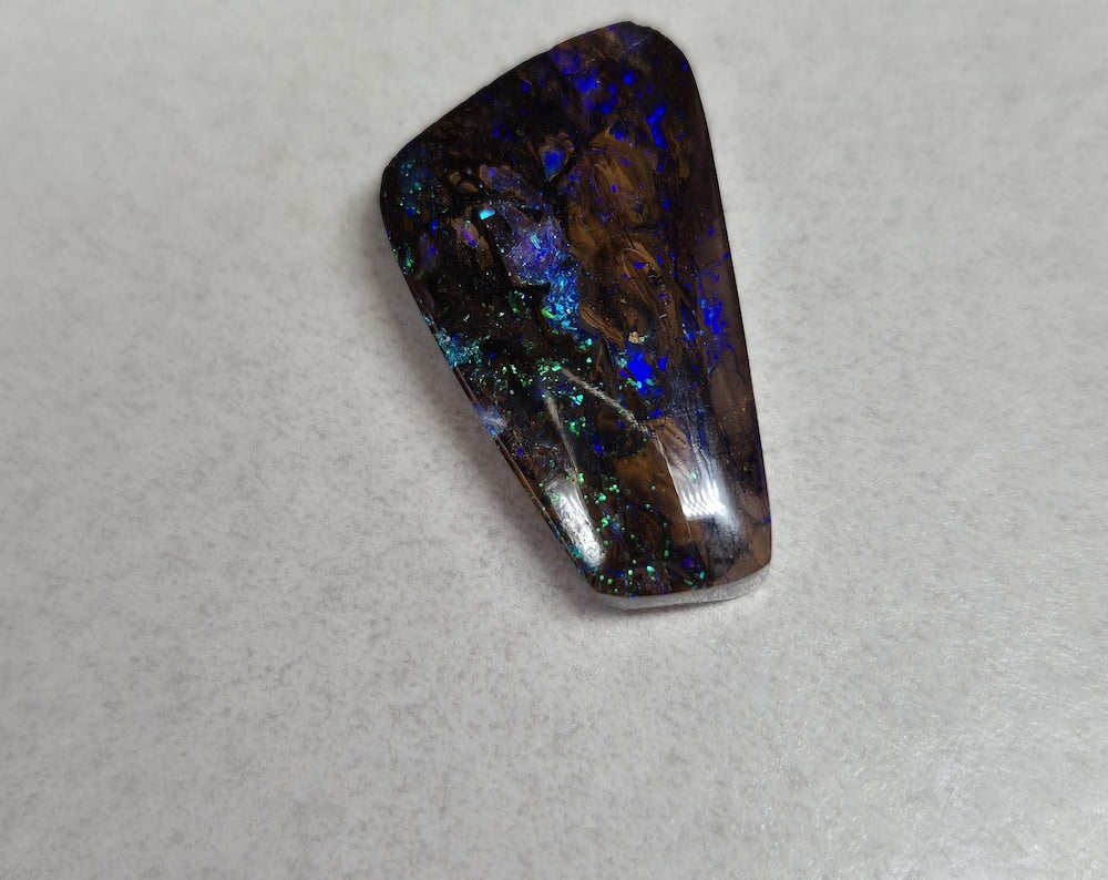 Stunning bright Boulder Opal