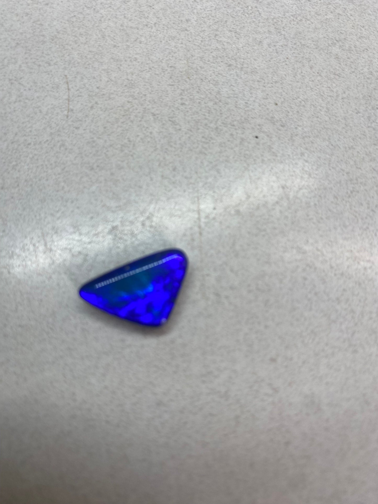 Incredible Lightning Ridge doublet