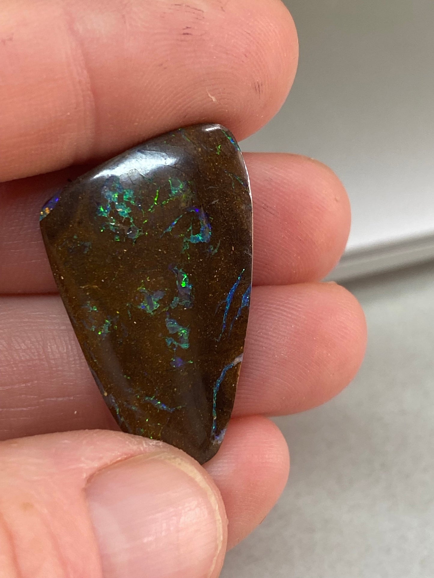 Boulder opal