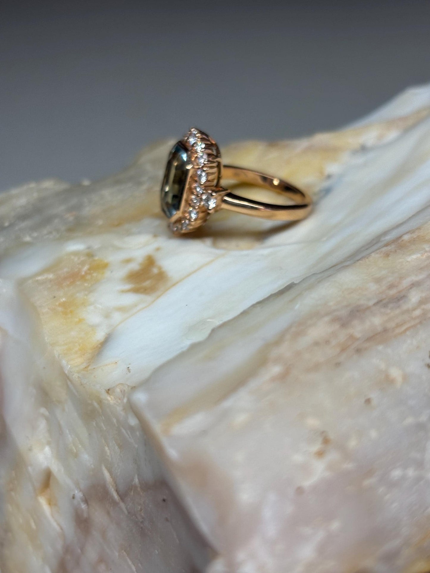 Simply stunning Tourmaline, white diamond and white gold ring.