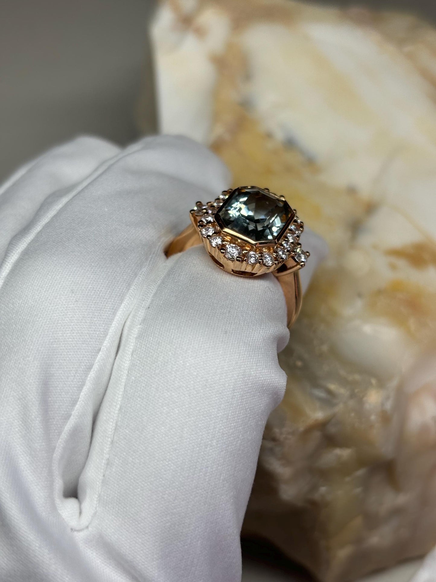 Simply stunning Tourmaline, white diamond and white gold ring.
