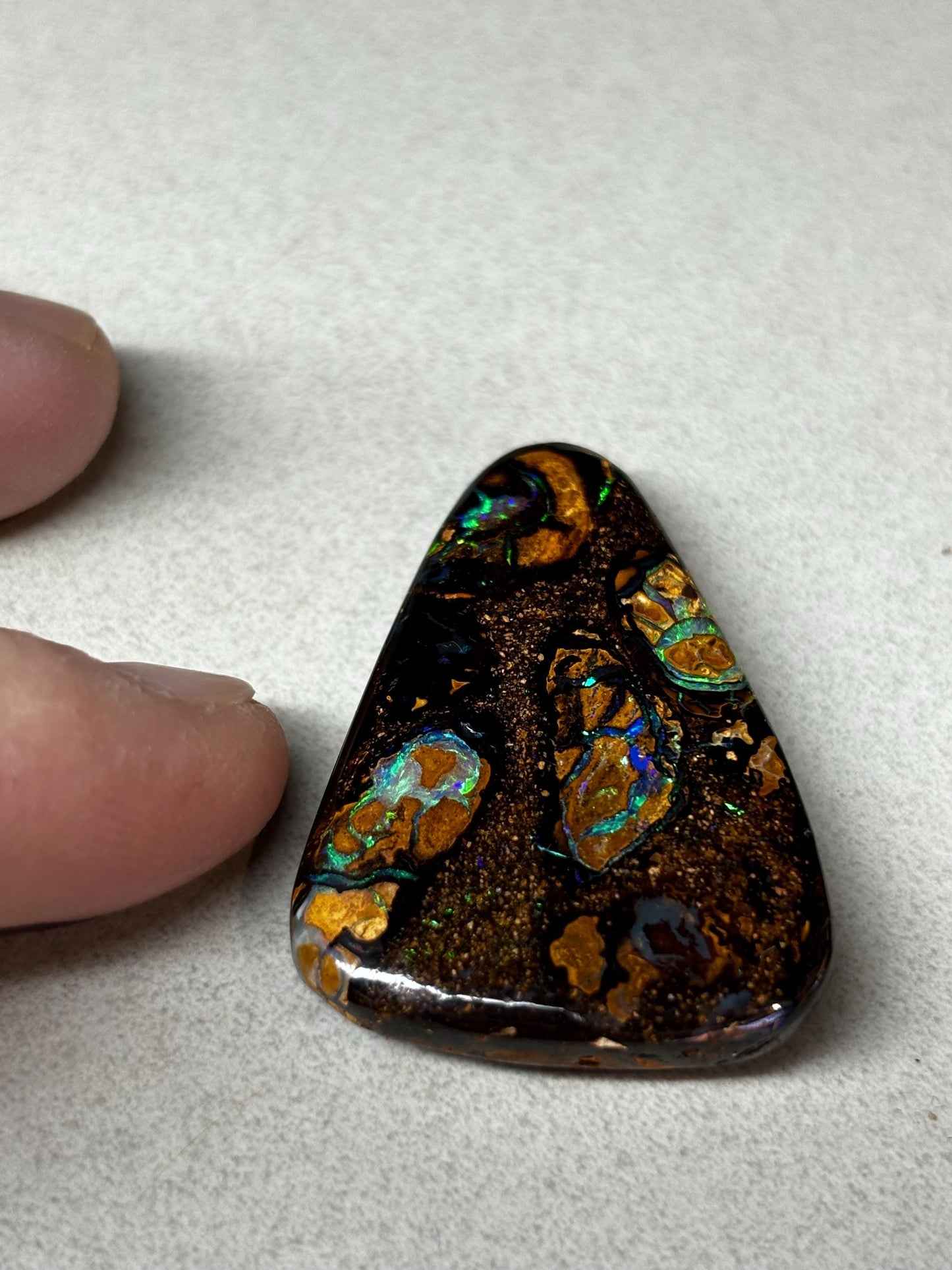 Boulder opal