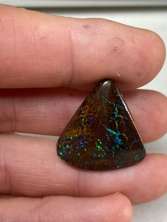 Boulder opal