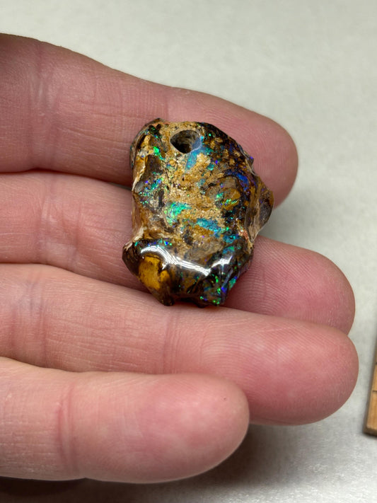 Boulder opal