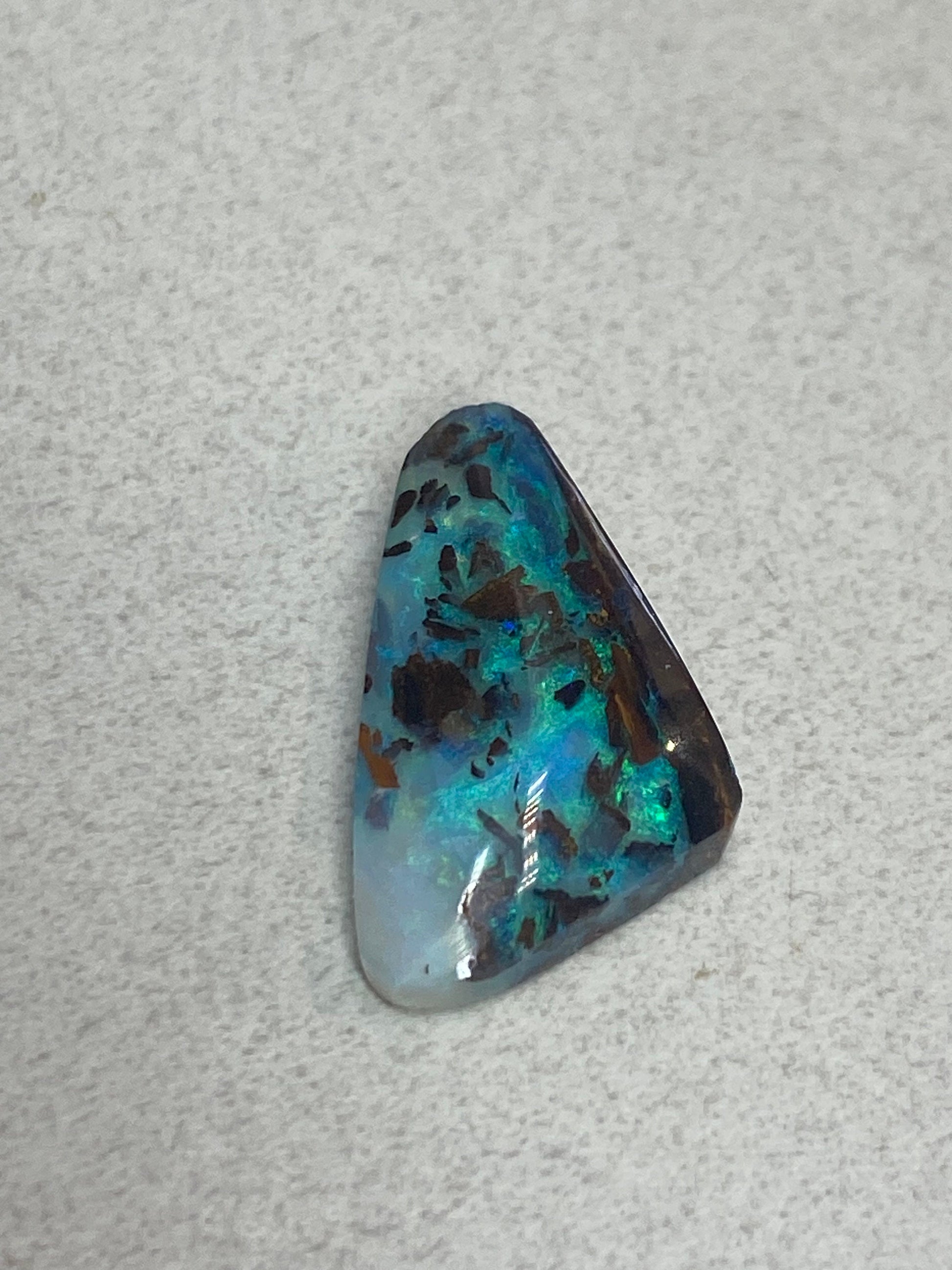 Boulder opal