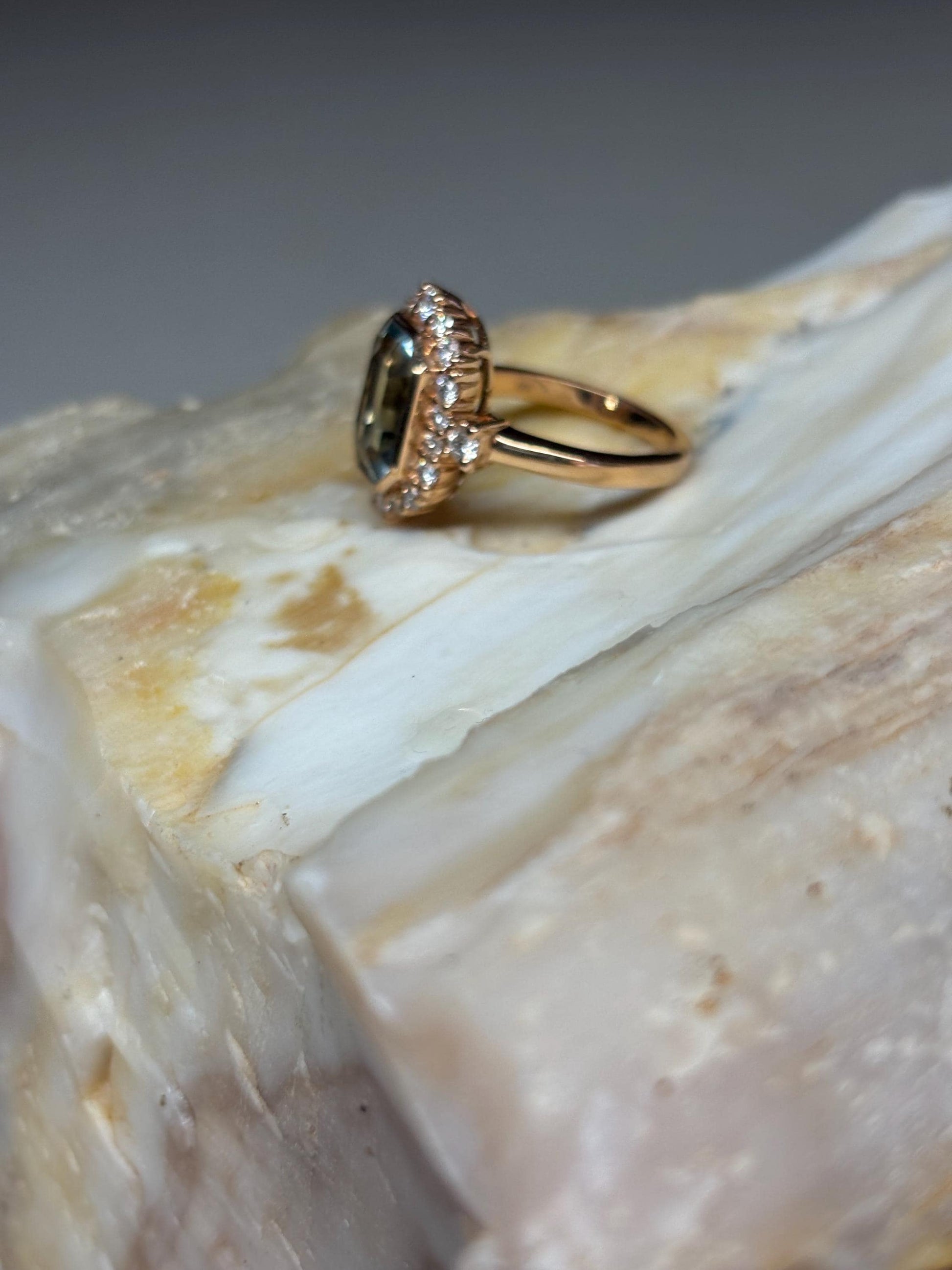 Simply stunning Tourmaline, white diamond and white gold ring.