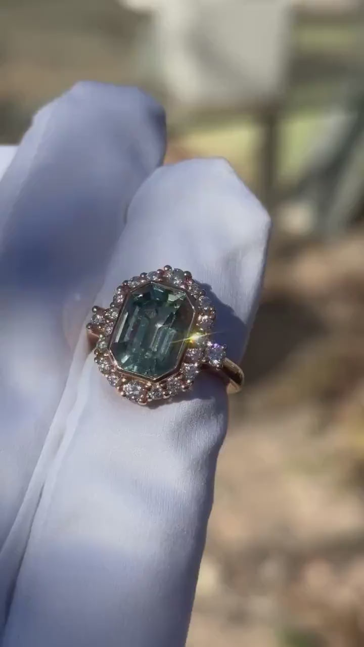 Simply stunning Tourmaline, white diamond and white gold ring.