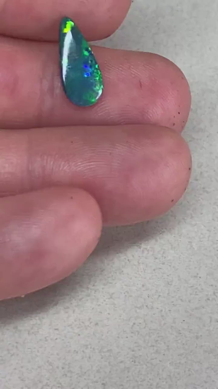 Black Opal Doublet - Vivid Brightness
