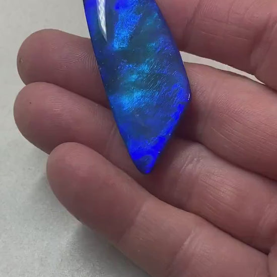 Stunning Pendant Opal Doublet