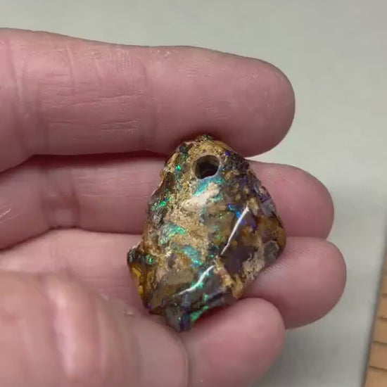 Boulder opal